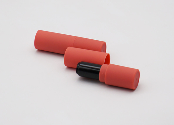 Color Matching Cylindrical Plastic Lipstick Tube , Empty Liquid Lipstick Container